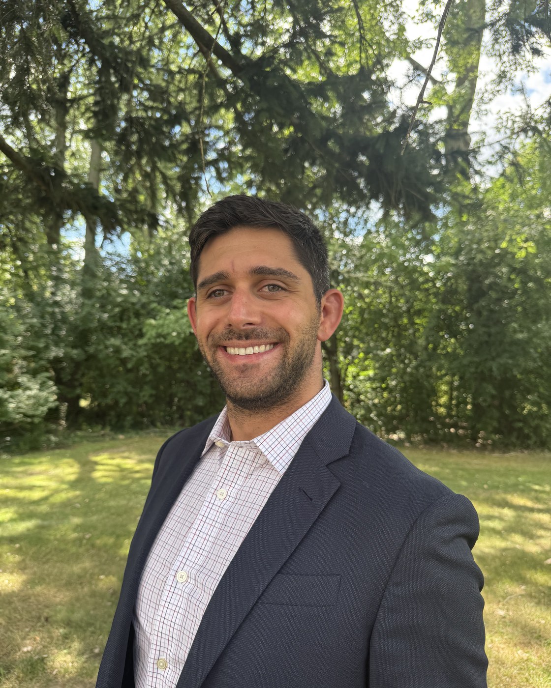 Ari Sagherian, founder of Synthos Research